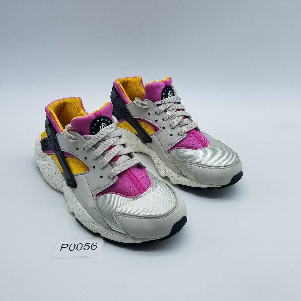 Nike Air Huarache Run Women's Size 7.5 Running Shoes Light Bone Pink